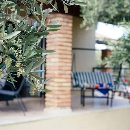 Private Dula With Ocean View Halikounas