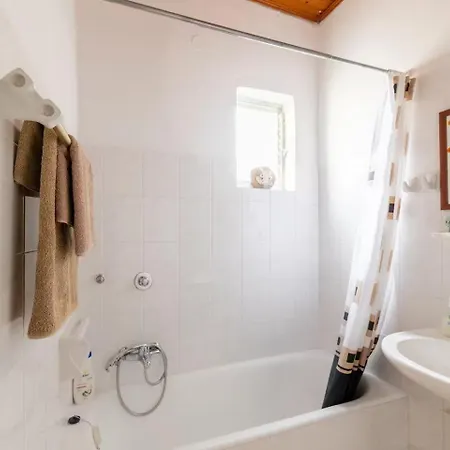 Private Dula With Ocean View * Halikounas